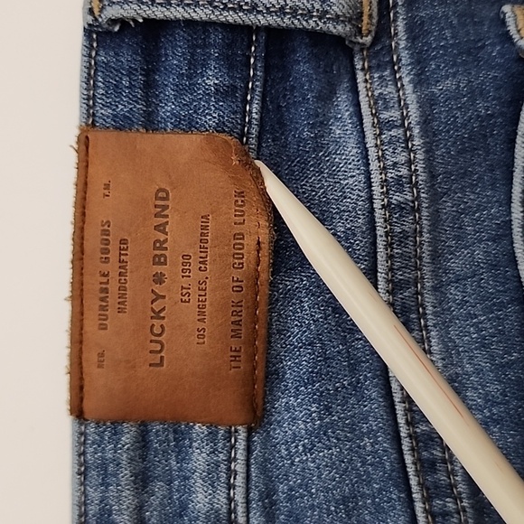 Lucky Brand Women's Ava Skinny Jeans Blue Wash Denim Faded Size 6/28 Regular - Picture 12 of 15